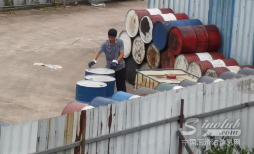 江阴市运用无人机巡查取缔润滑油非法存储点