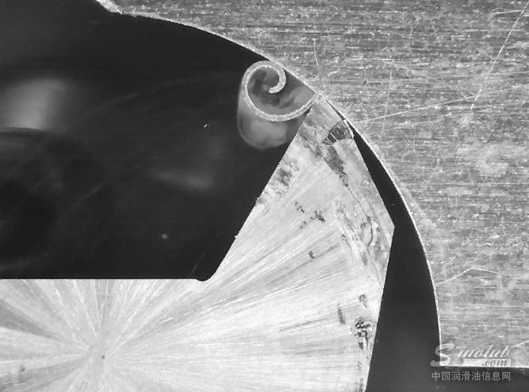 巴索以具创新性的方法深入观察各种切屑的形成