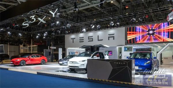 汽车展区抢占进博会C位，新车豪车都配套什么轮胎？