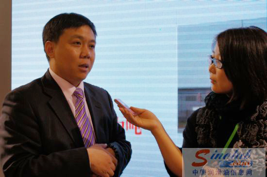 访河南东风汽车油品有限公司执行总裁梁冰先生