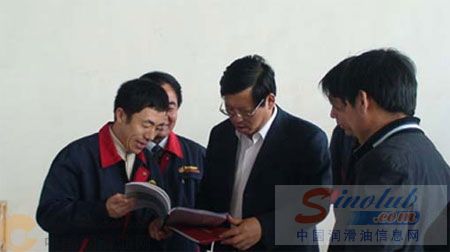 魏书记暖春送关怀 盼“信诺”加快发展创辉煌