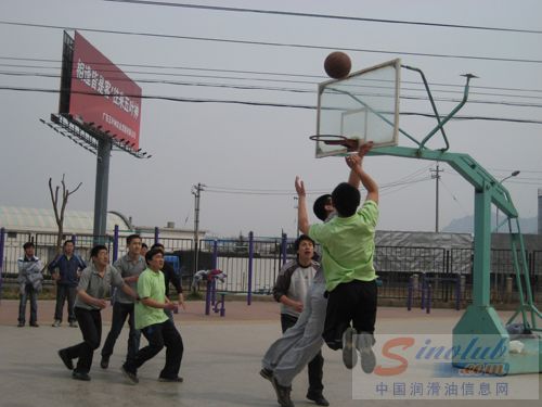 2009年度康普顿公司春季篮球赛圆满闭幕