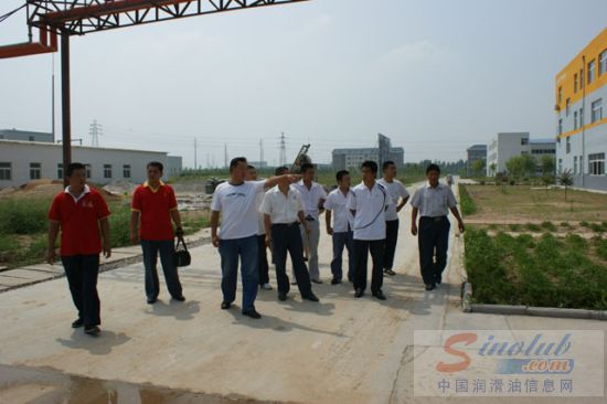 信诺润滑油迎来山东陵县经销商一行参观考察