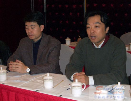 东风嘉实多召开2010年汽机油商务说明会