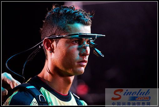 足坛巨星C罗携手嘉实多极护挑战极限考验