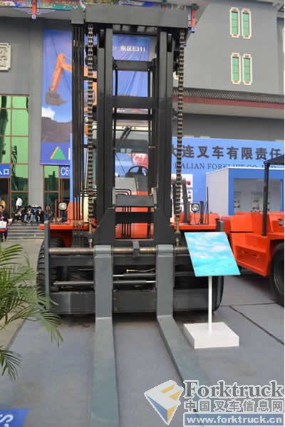 大连叉车,BICES,2011