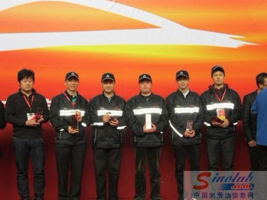 《中国汽车画报》2012年度领军品牌揭晓 PTT润滑油榜上有名