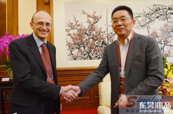 欧盟银行业管理局(EBA)主席安德里亚-恩瑞亚 东昊油品闵春光