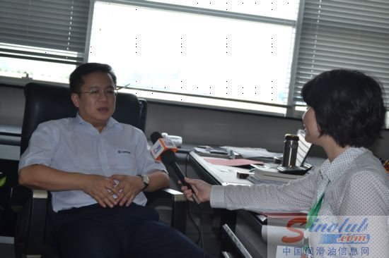 柳工高级润滑油有限公司副总经理邓敏先生