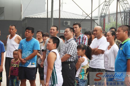 中华润滑油衡水地区终端销售商到公司参观考察