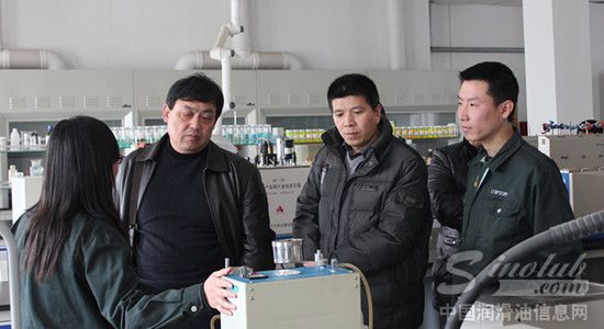 中航黑豹客人到康普顿考察