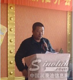 大连市振兴挖掘机配件有限公司总经理于振东先生