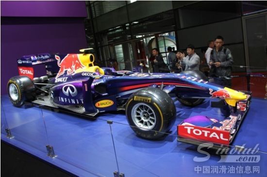 2013 上海车展道达尔赞助赛车无处不在
