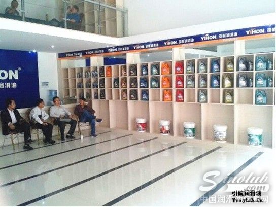 品牌展示厅侧面——产品展示墙