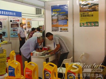 山推小松润滑油