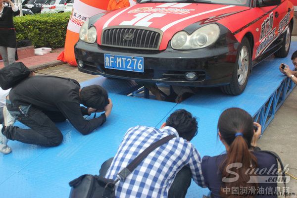 威力狮无机油实车实验万里行汕头站收官
