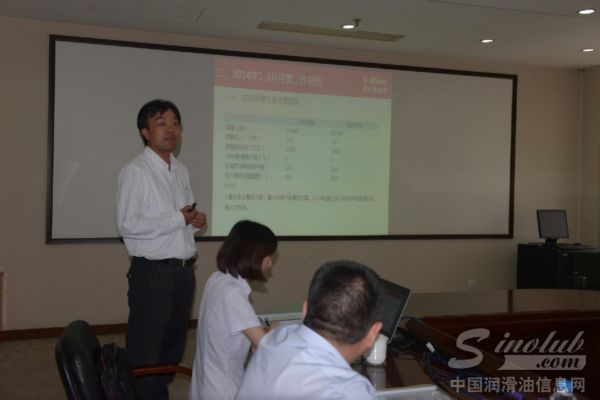 东风嘉实多总经理张雨松