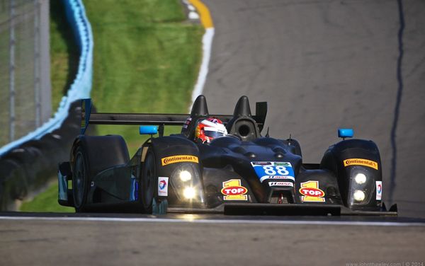 美国突破润滑油“黑色幽灵”咆哮华金谷国际赛道  华裔车手加盟亮相