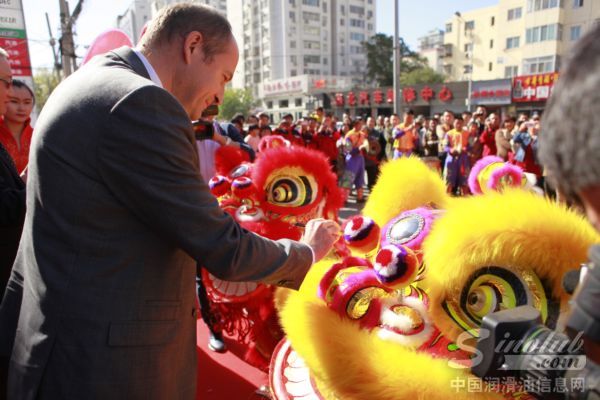 首家道达尔润滑油快驰工坊旗舰店开幕 6年后中国润滑油消费第一