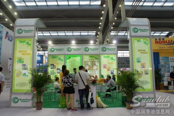 2014深圳全国汽配会展台风采：美国时代润滑油