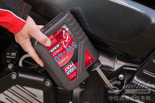 德国力魔成为Moto2和Moto3赛事指定机油提供商