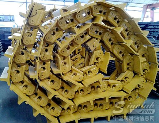 山推成功试制国内最大节距润滑履带产品