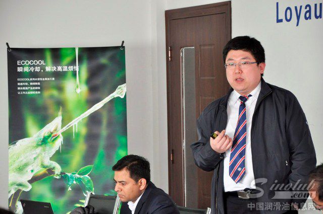 福斯润滑油油设备产品经理林慧峰先生