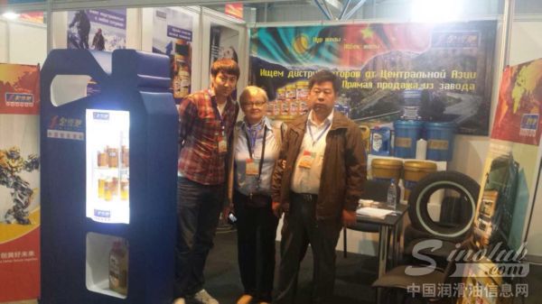 金雪驰参展第十三届哈萨克斯坦—中国商品展览会，首日斩获多