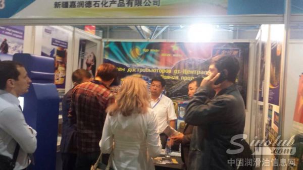 金雪驰参展第十三届哈萨克斯坦—中国商品展览会，首日斩获多