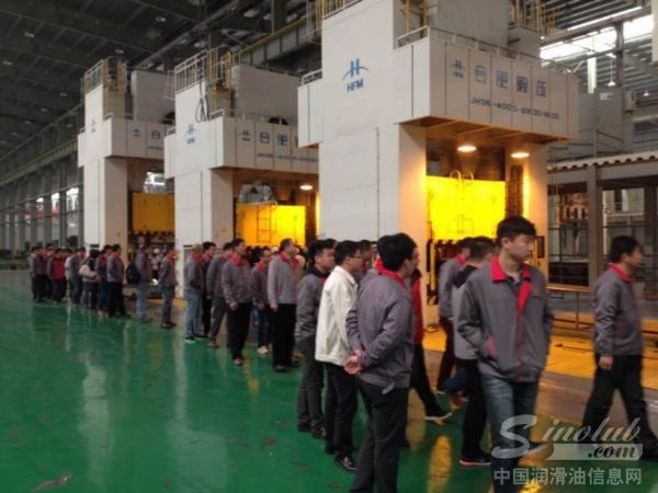 中华润滑油与众泰汽车联手，民族品牌比翼齐飞