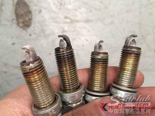 东风日产多款车发动机烧机油 4S店拒绝保修