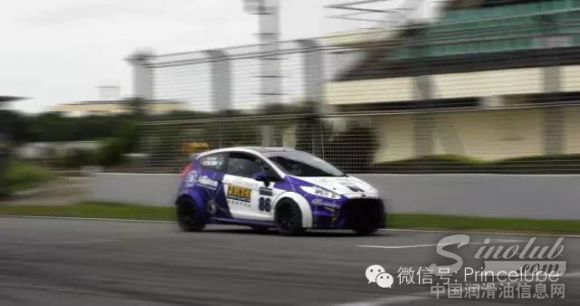 财富石化赞助车队 - 新力动能车队再度回到珠海国际赛车场上演“极速前进”)